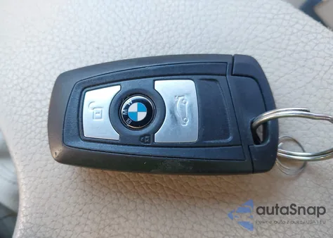 2013 BMW 328I z USA, uszkodzony, nr VIN WBA3A5G5XDNP26768